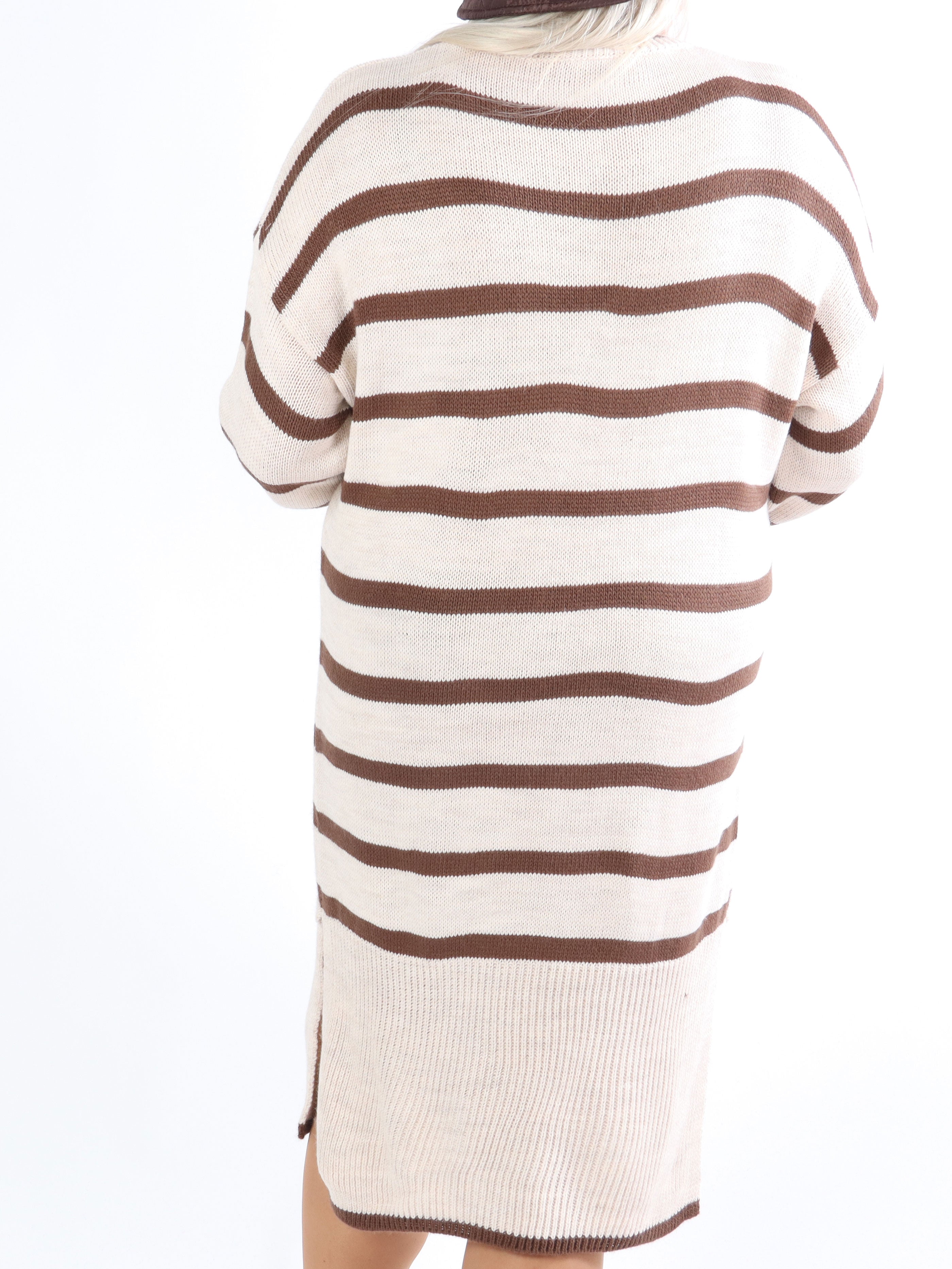 Safiya - Plus size stickad klänning med ränder